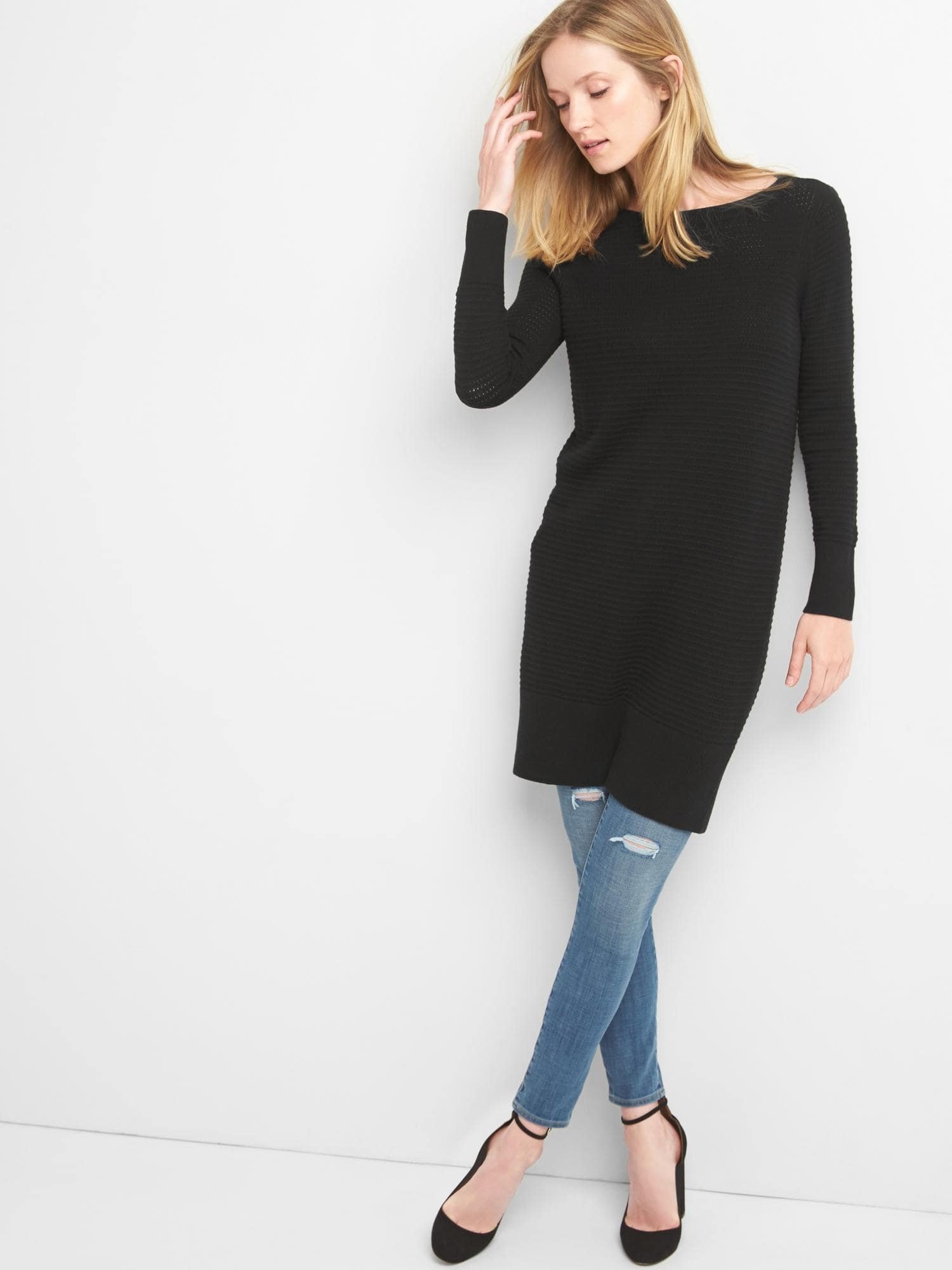 Kayık yaka uzun kollu elbise product image