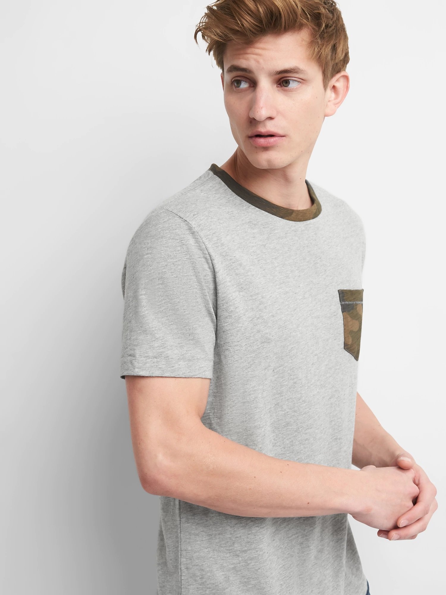 Kısa kollu yuvarlak yaka t-shirt product image