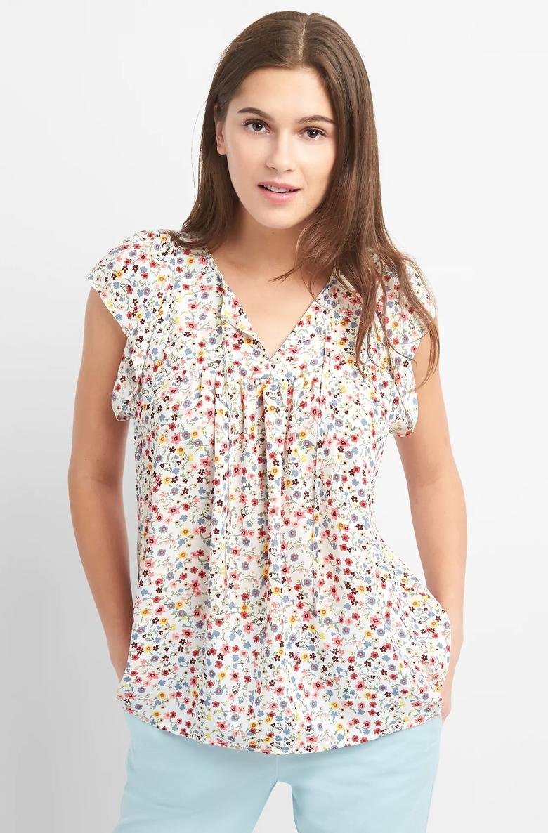  Kısa kollu çiçek desenli bluz