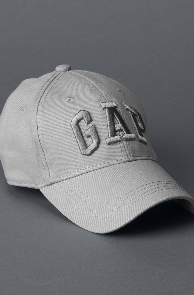  Gap logolu şapka