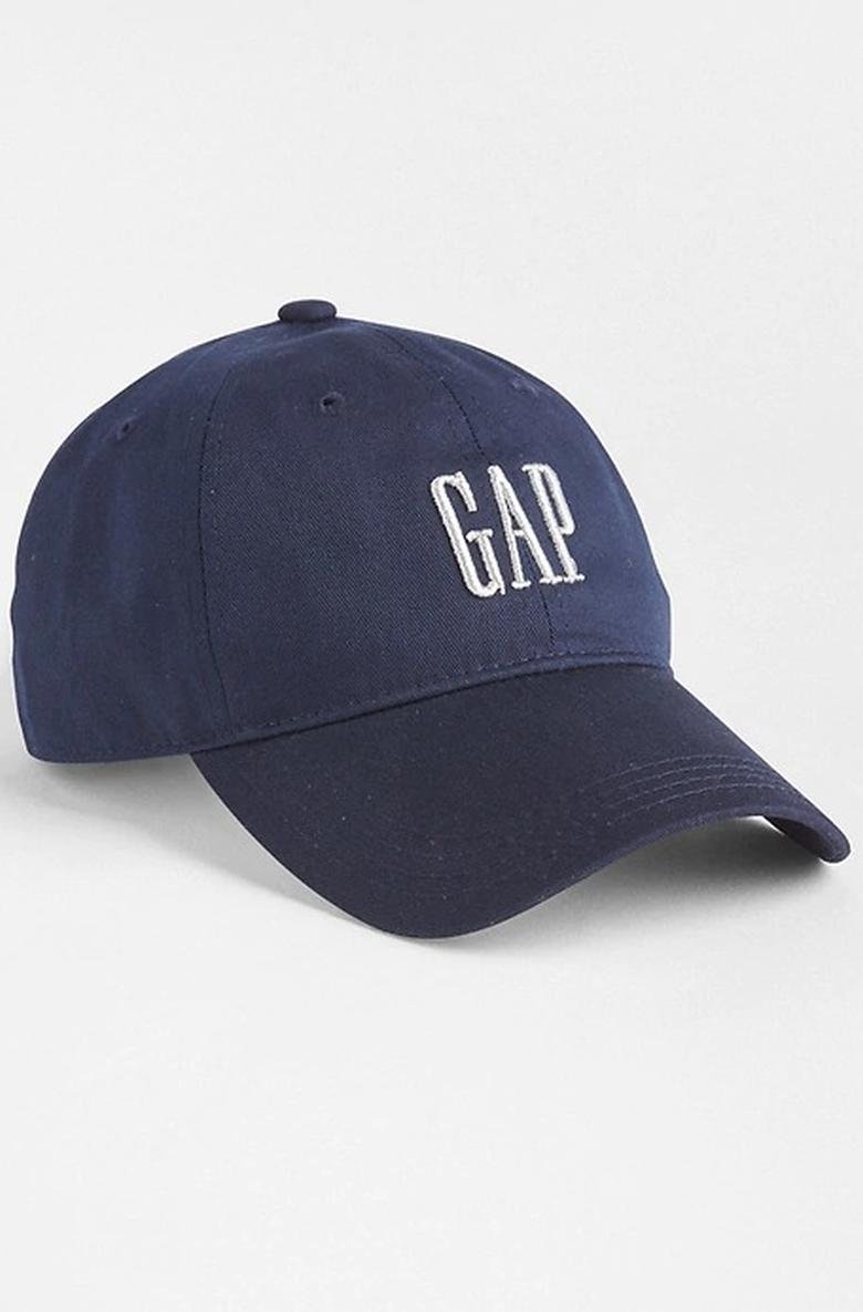  Logolu şapka