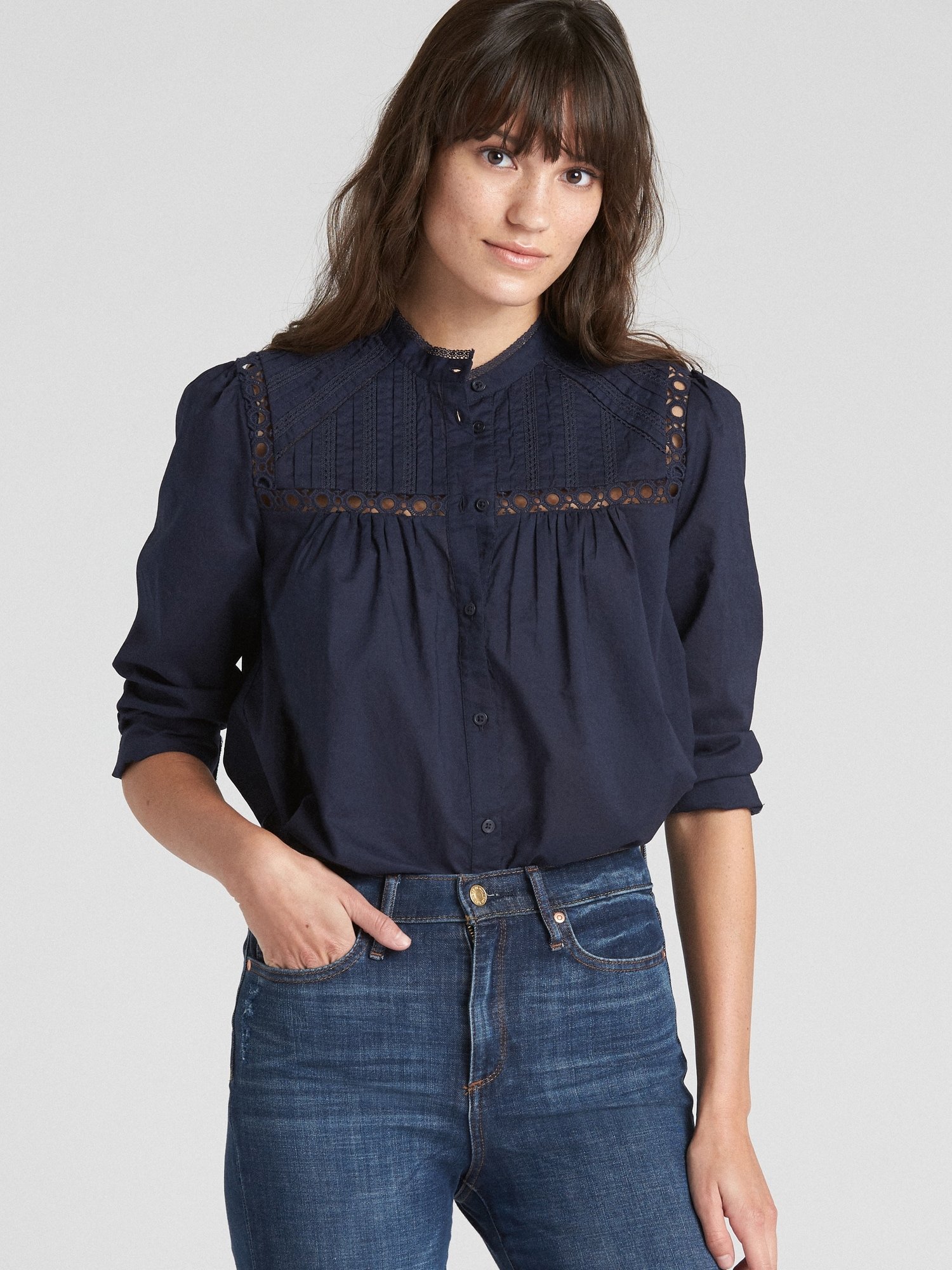 Uzun Kollu İşlemeli Bluz product image