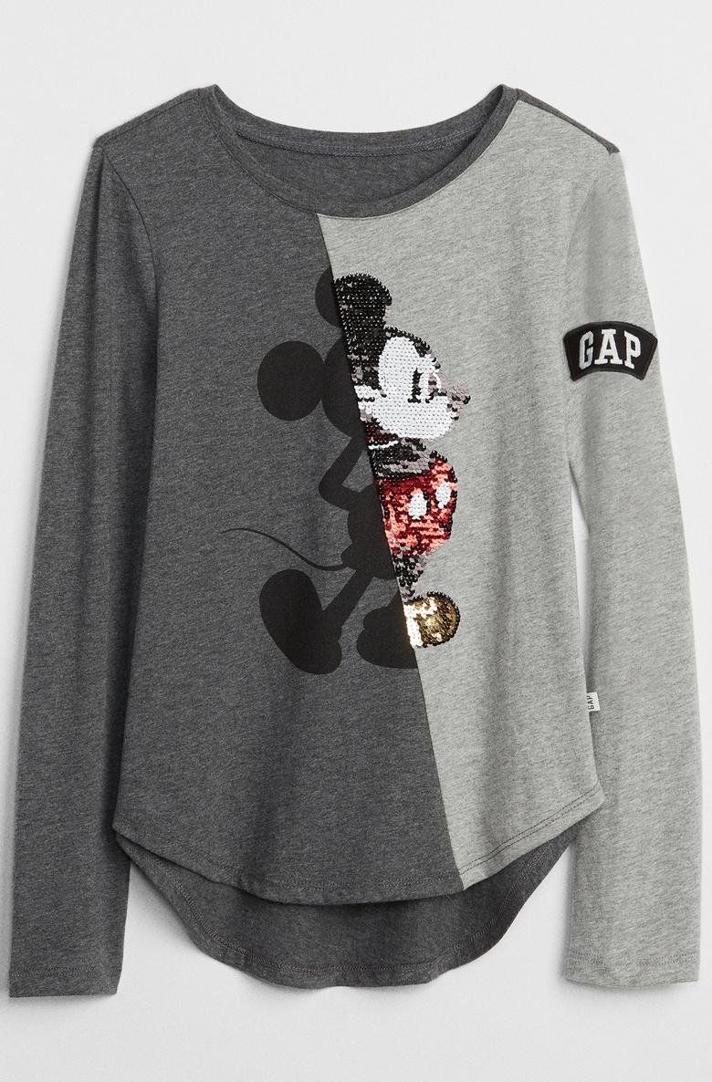  GapKids | Disney Mickey Mouse ve Minnie Mouse Değişen Pullu T-Shirt