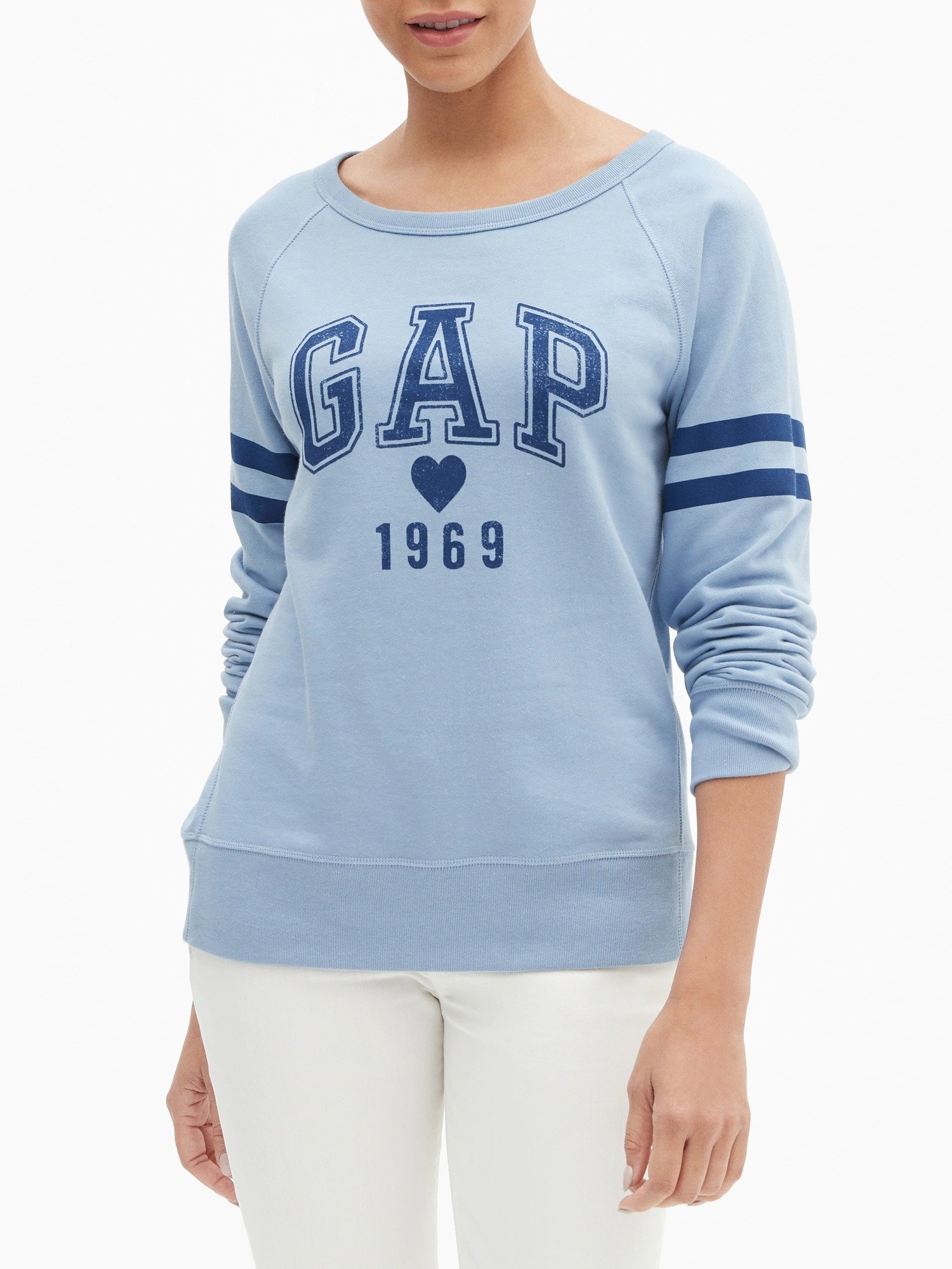 Gap Logo Kalp Desenli Sweatshirt product image