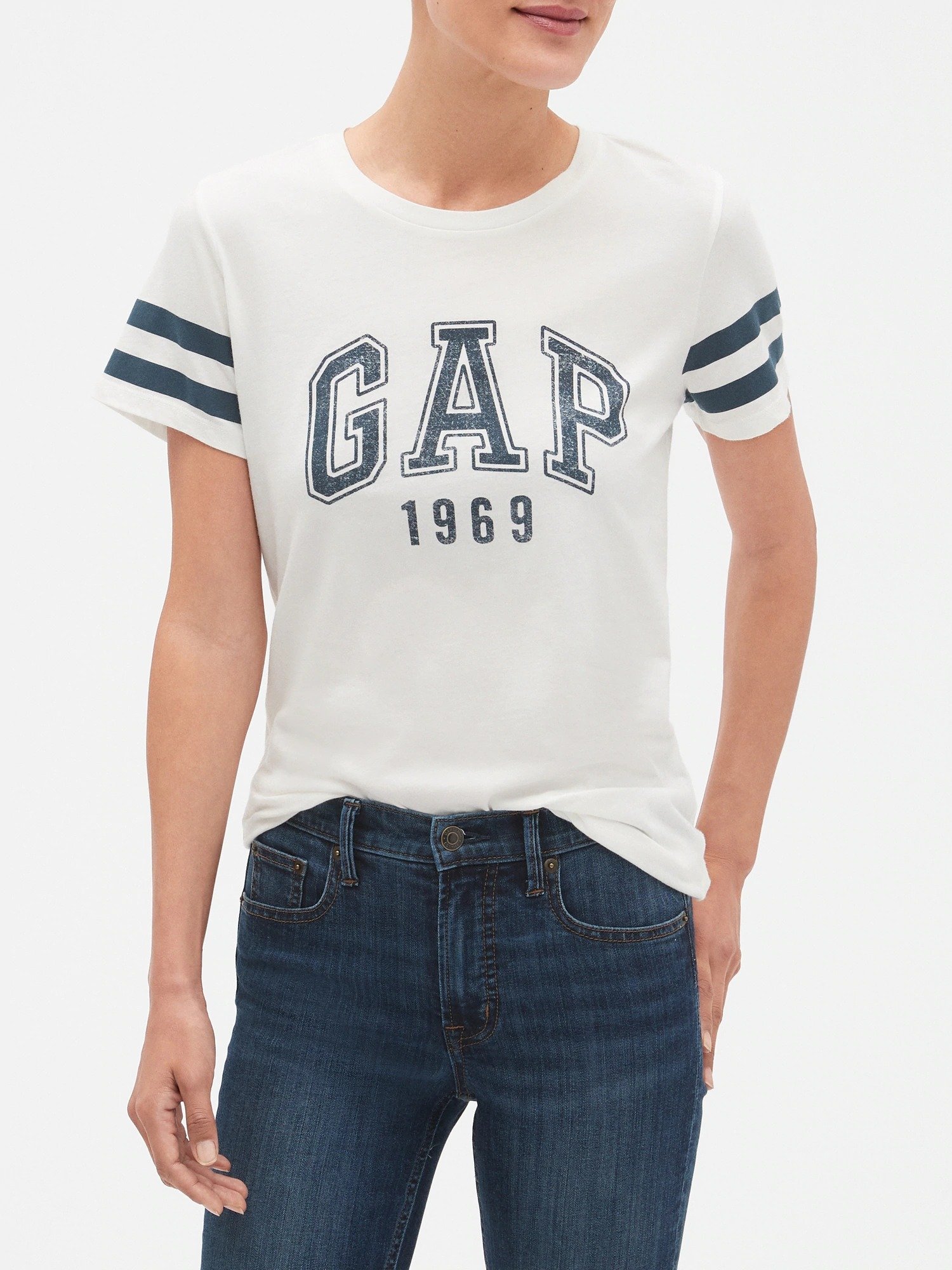 Gap Logo Çizgili Sıfır Yaka T-Shirt product image