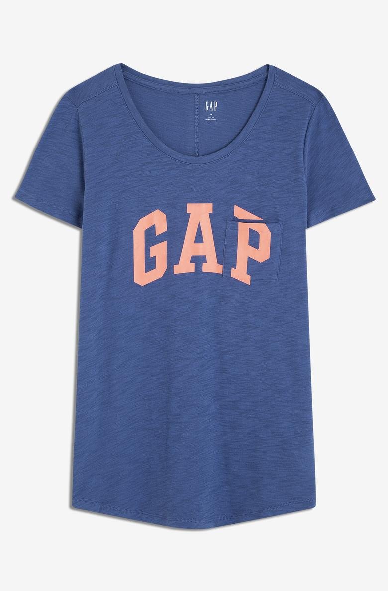  Kadın Gap Logo Cepli T-Shirt