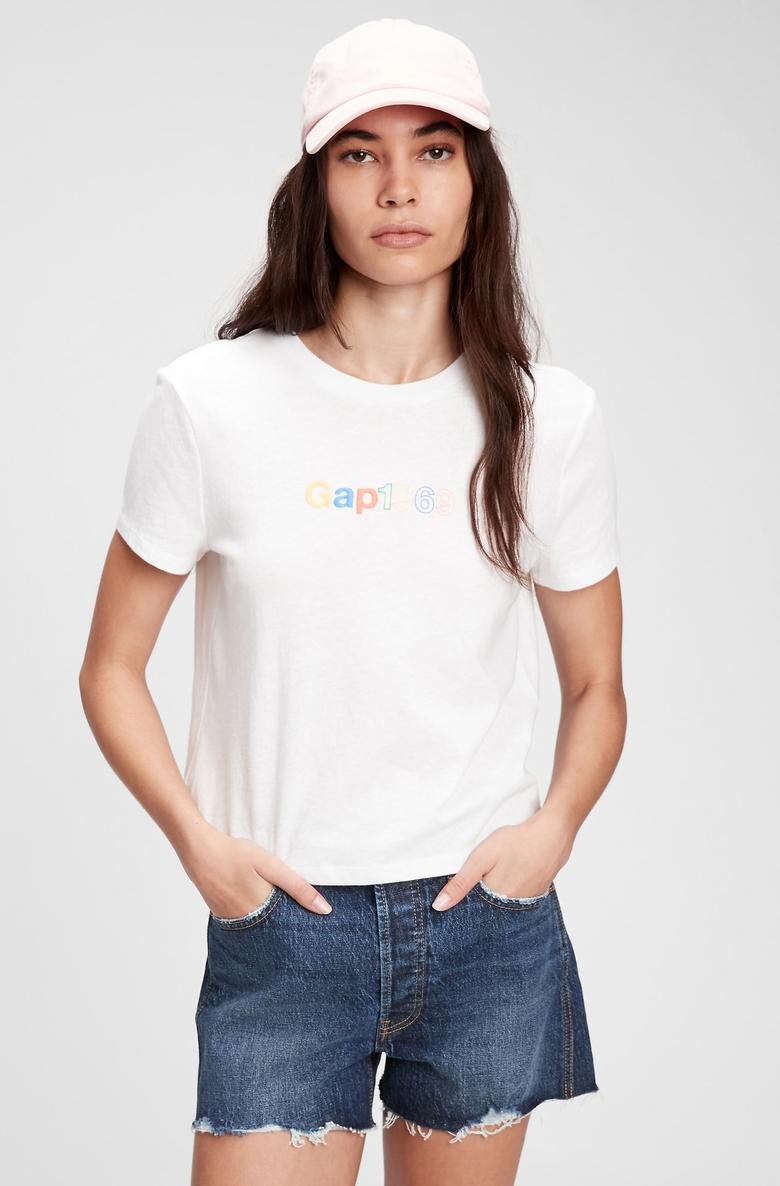  Gap Logo T-shirt