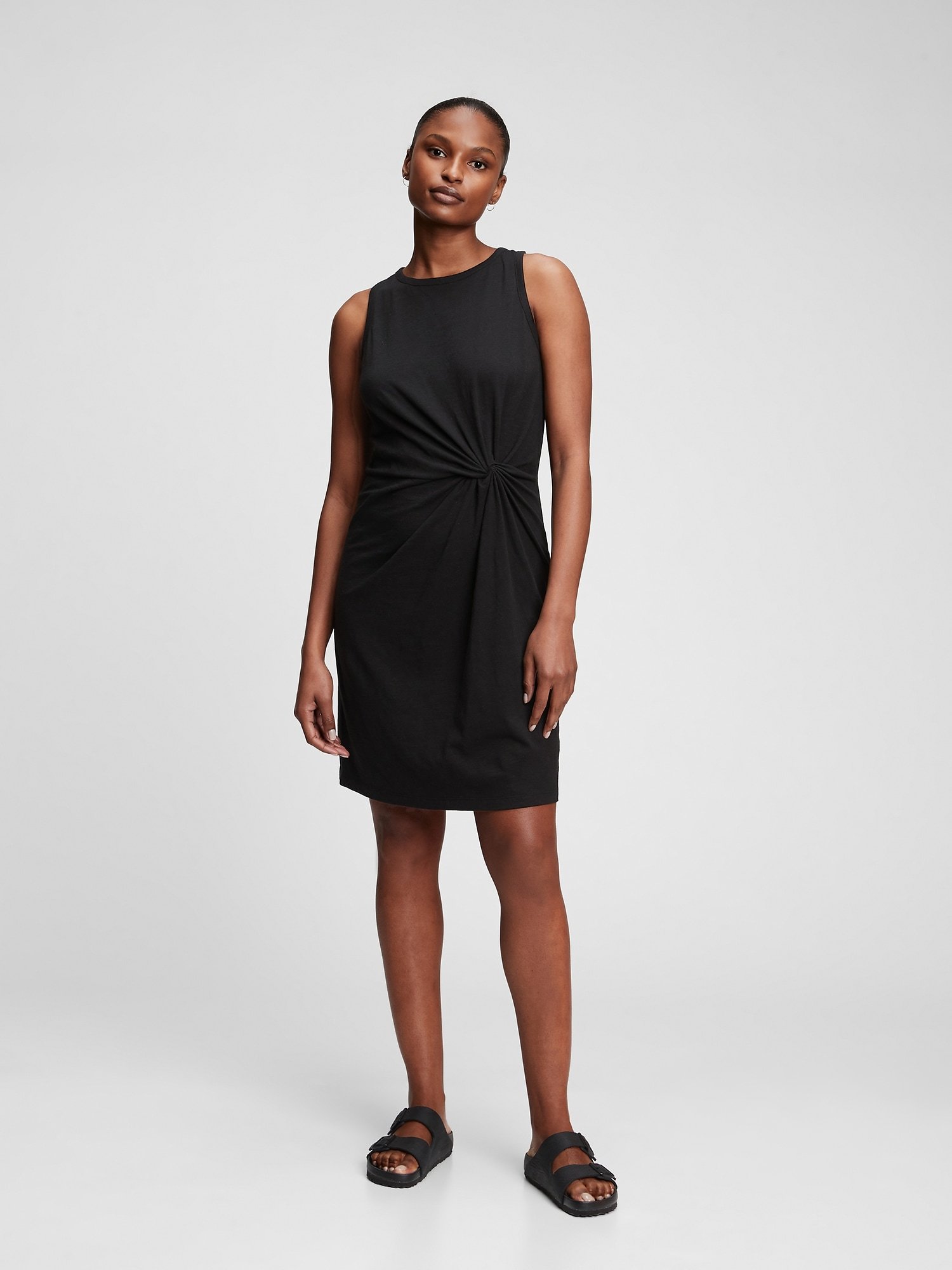 Kolsuz Elbise product image