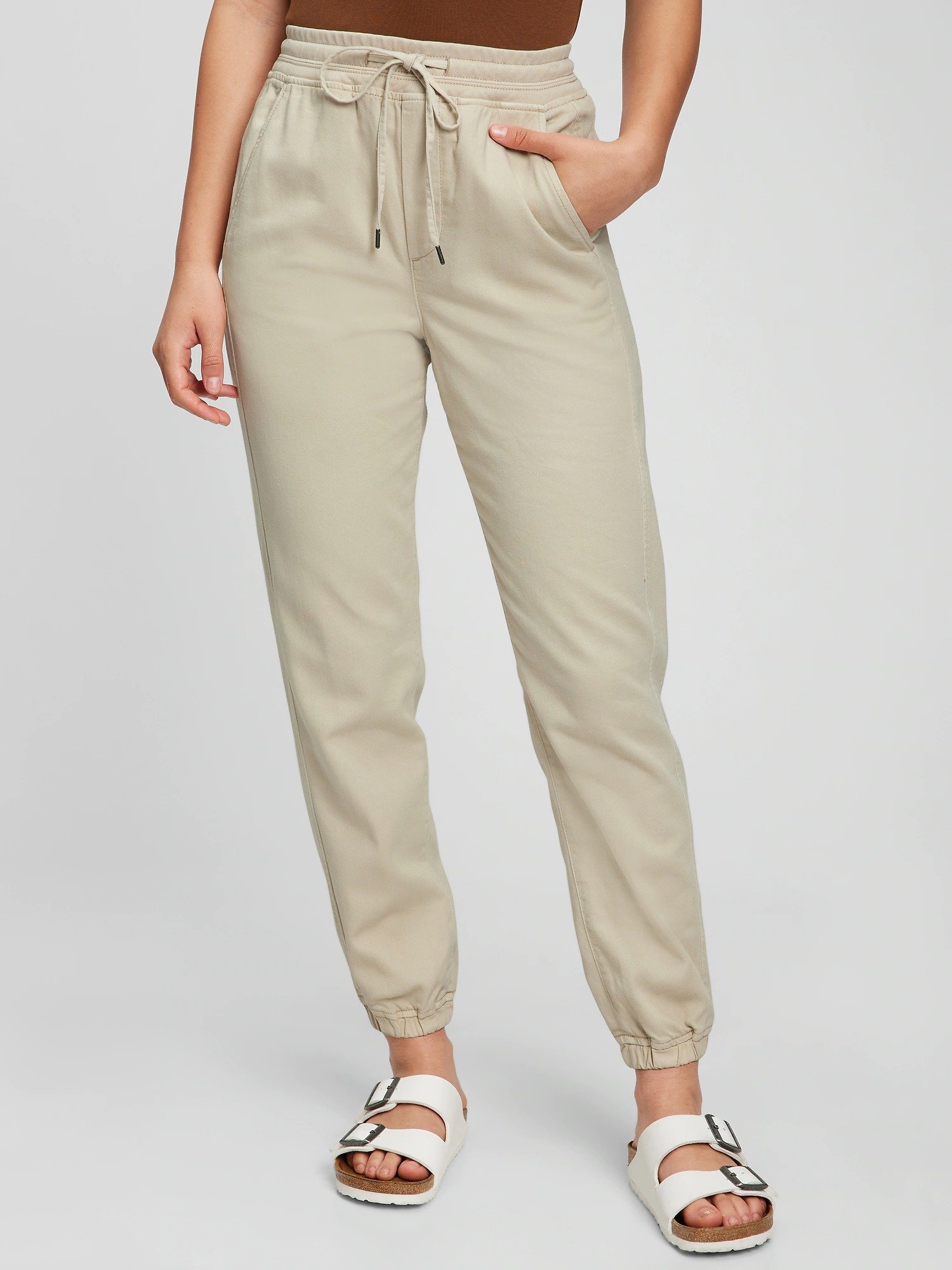 Pull-On Jogger Pantolon product image