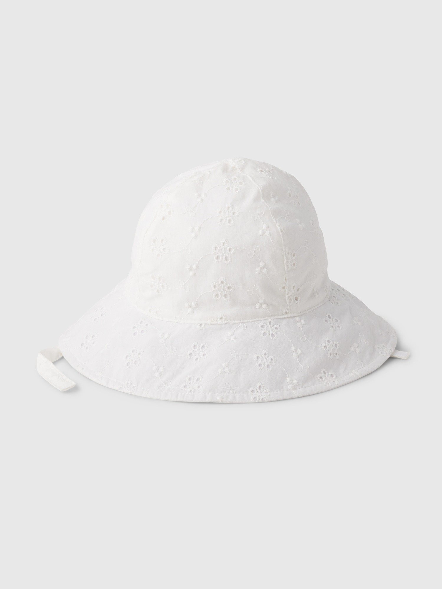 Fisto İşlemeli Şapka product image