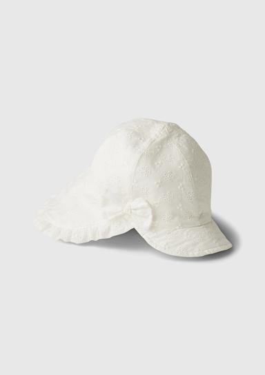 Fisto İşlemeli Şapka