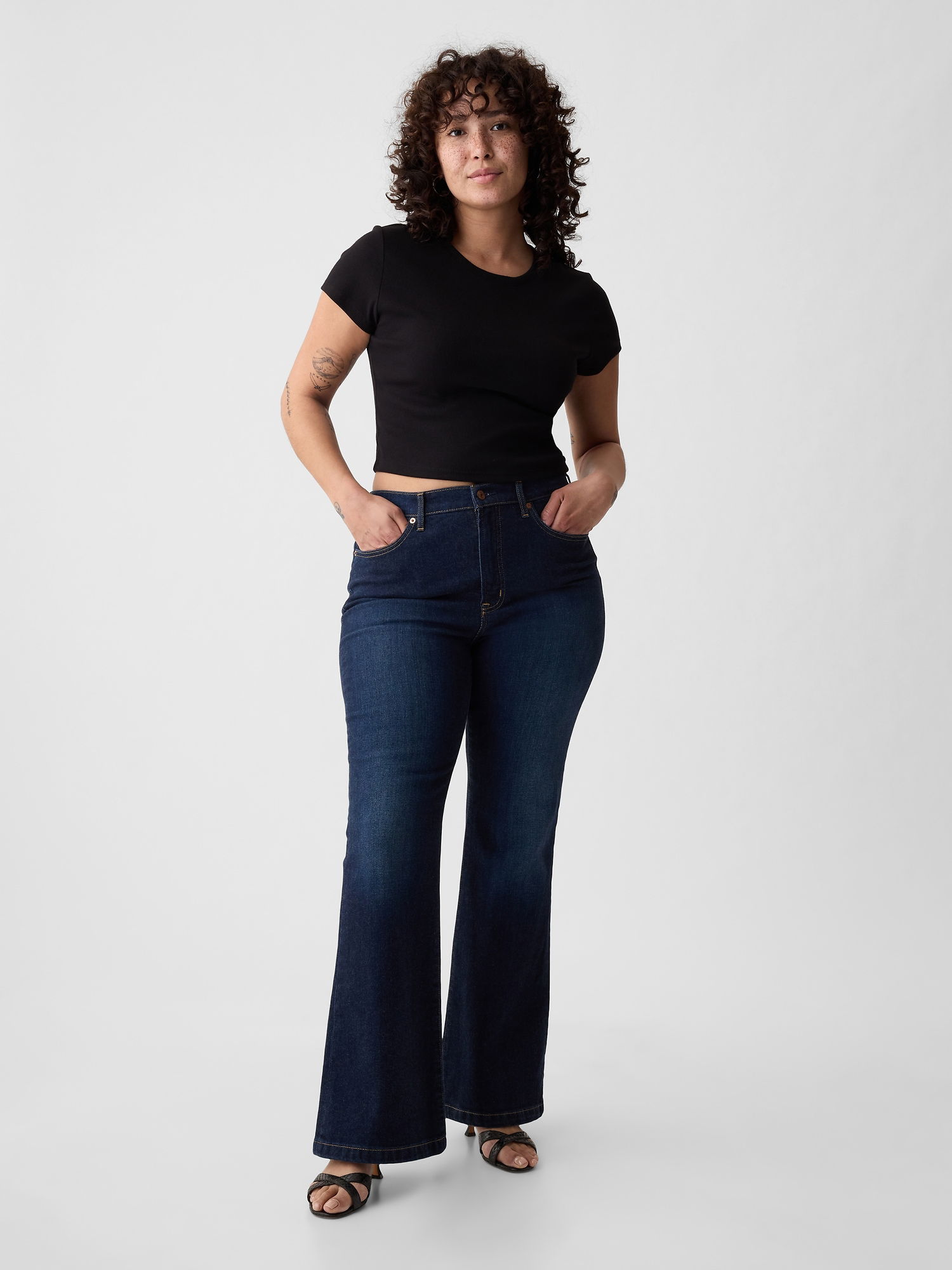 High Rise &#39;70s Flare Jean Pantolon_3
