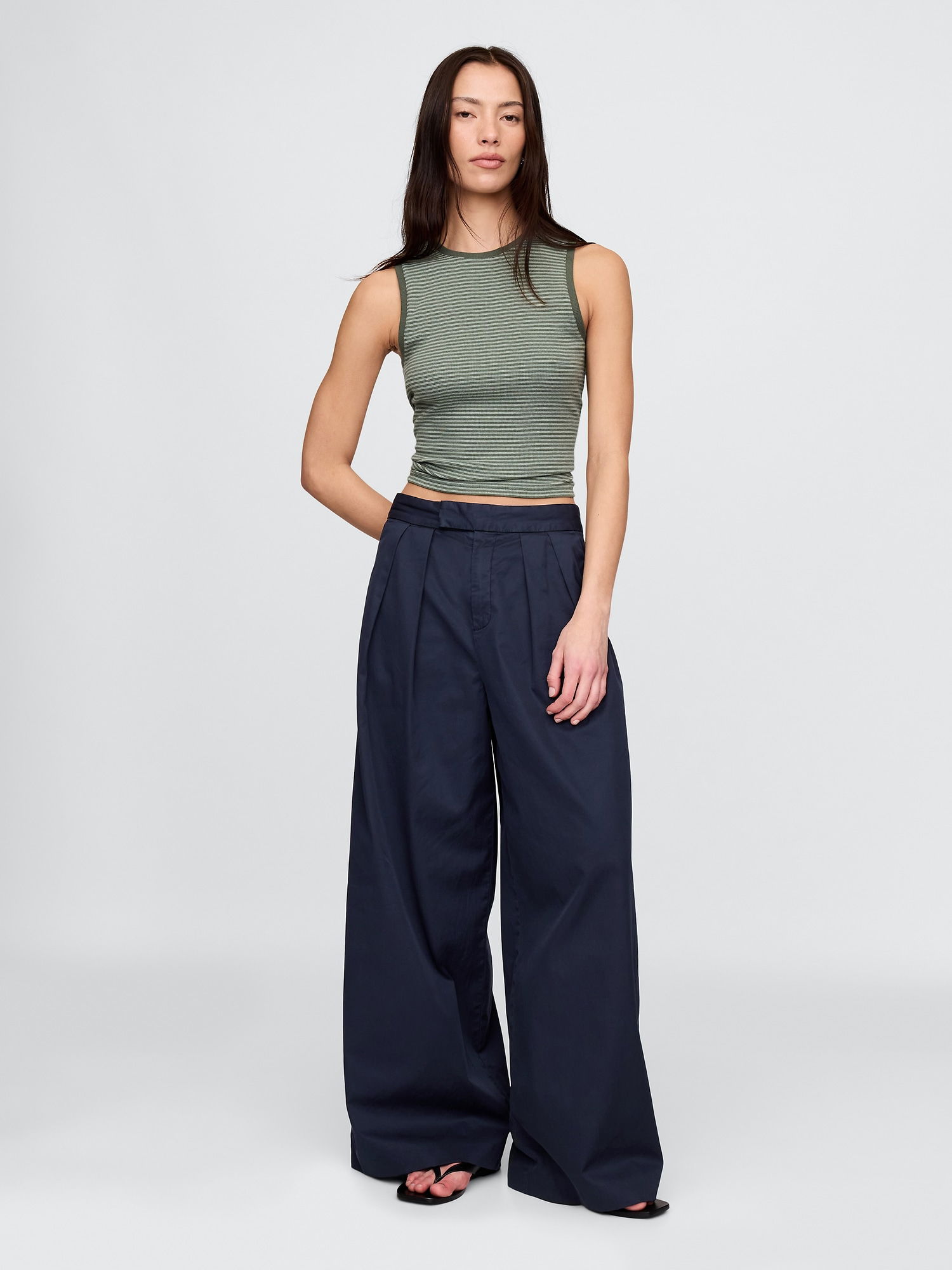 High Rise Twill Pleated Wide-Leg Khaki Pantolon product image