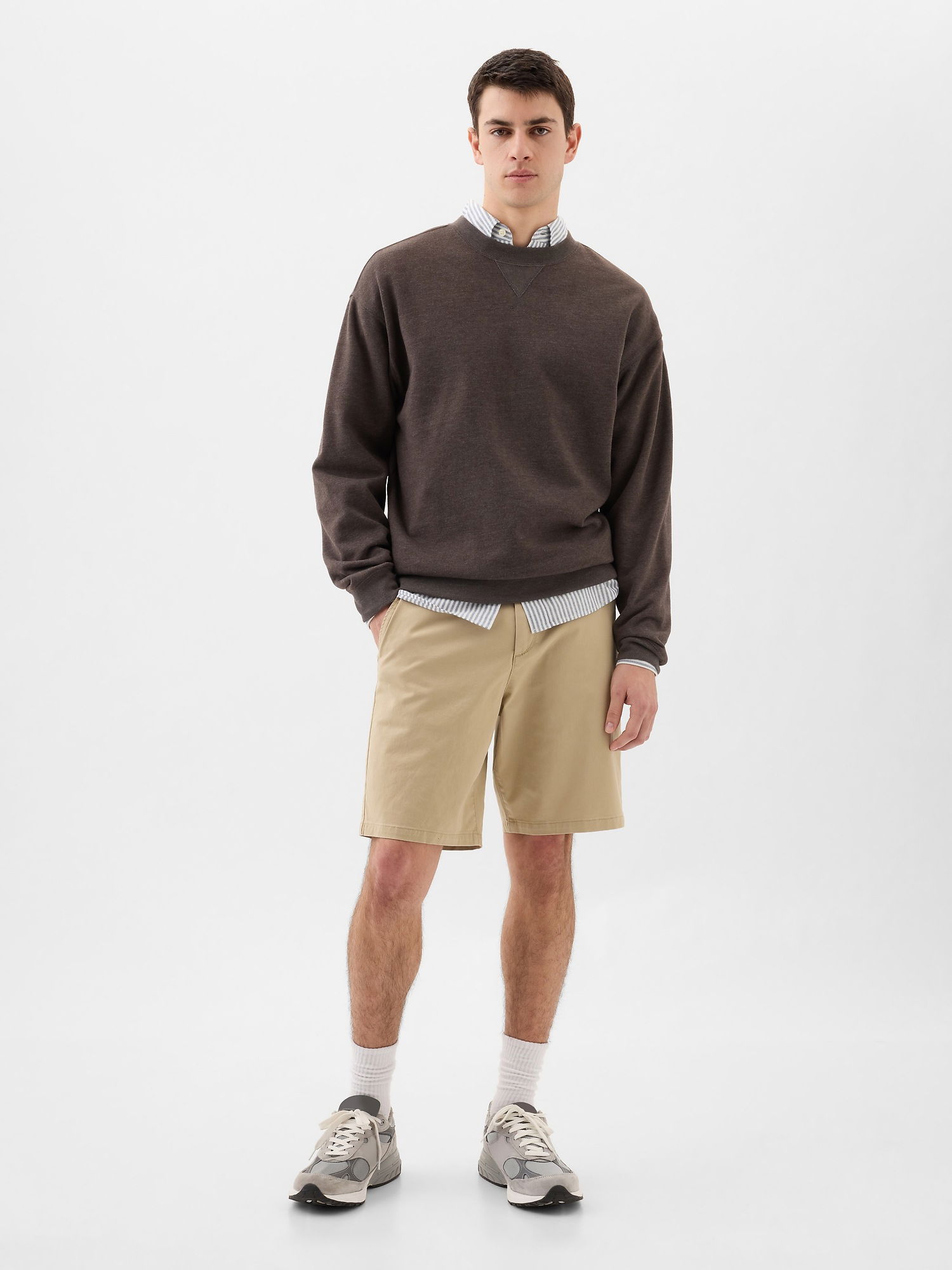Essential Khaki Şort product image