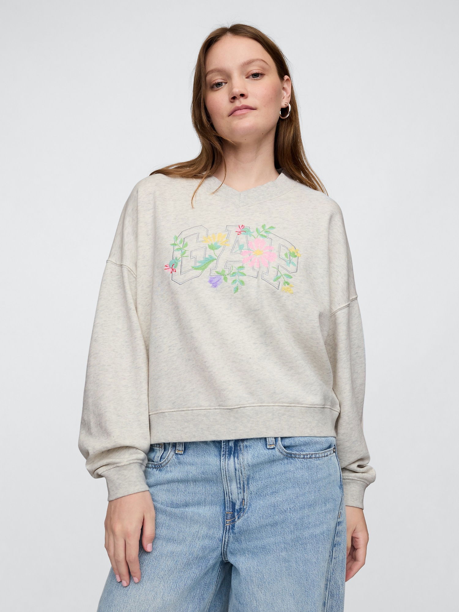 Gap Logo Vintage Soft Havlu Kumaş Wedge V Yaka Sweatshirt product image