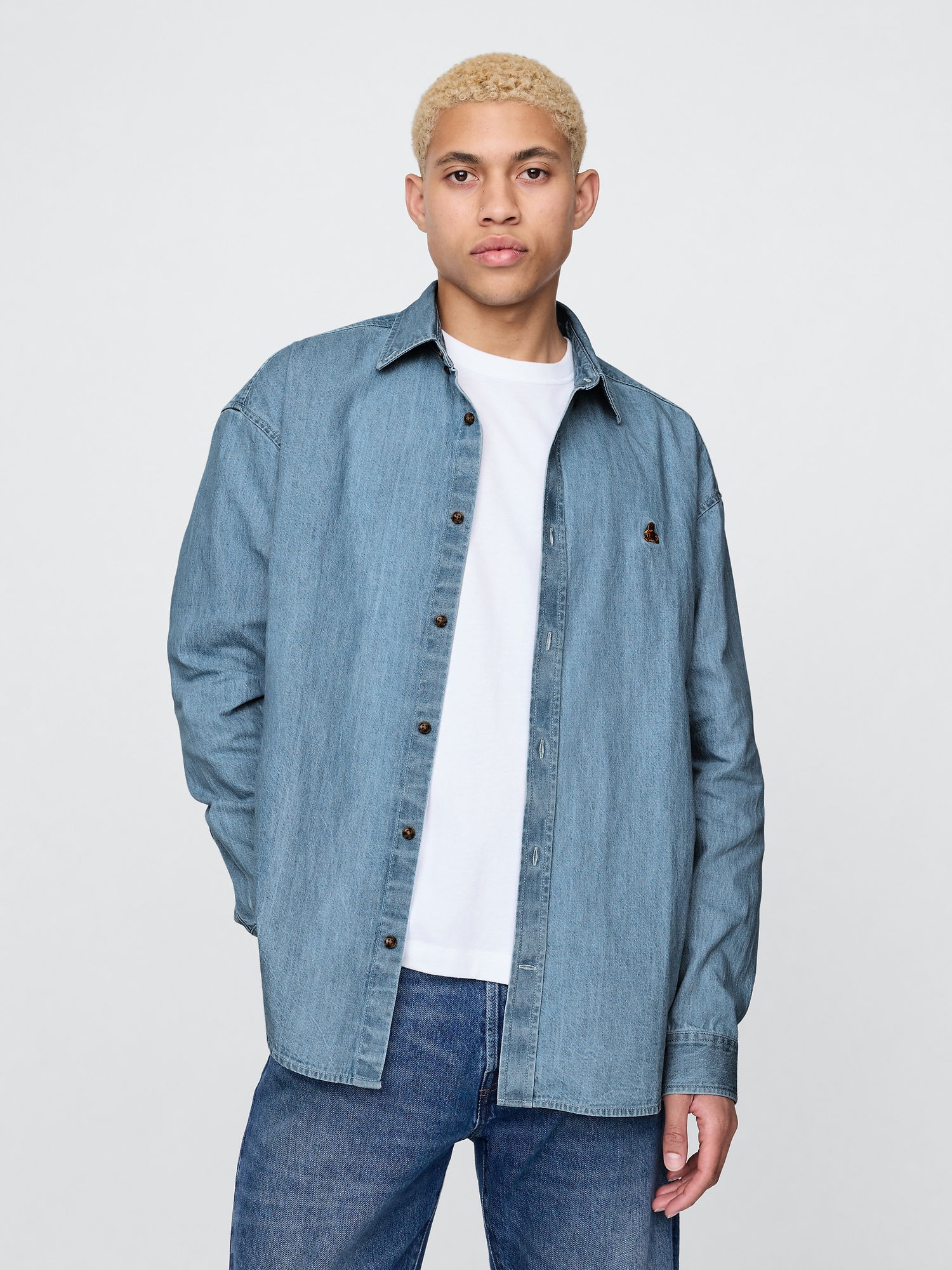 Brannan Bear İşlemeli Denim Big Gömlek product image