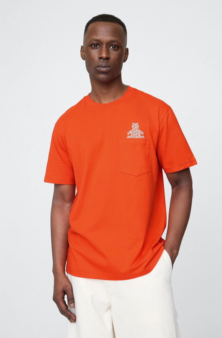  Pocket Grafik Baskılı T-Shirt