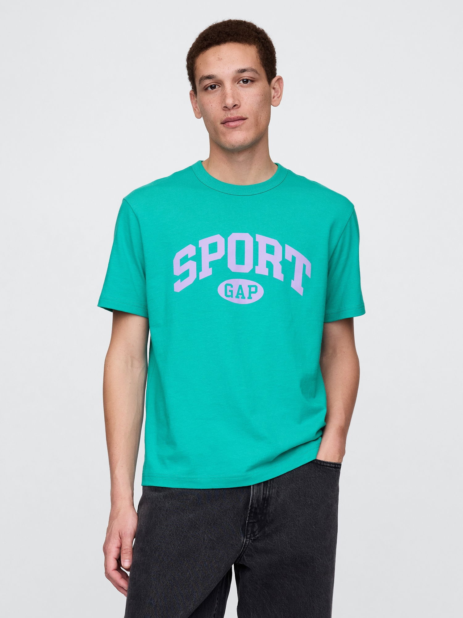 Gap Spor Logo Relaxed T-Shirt product image